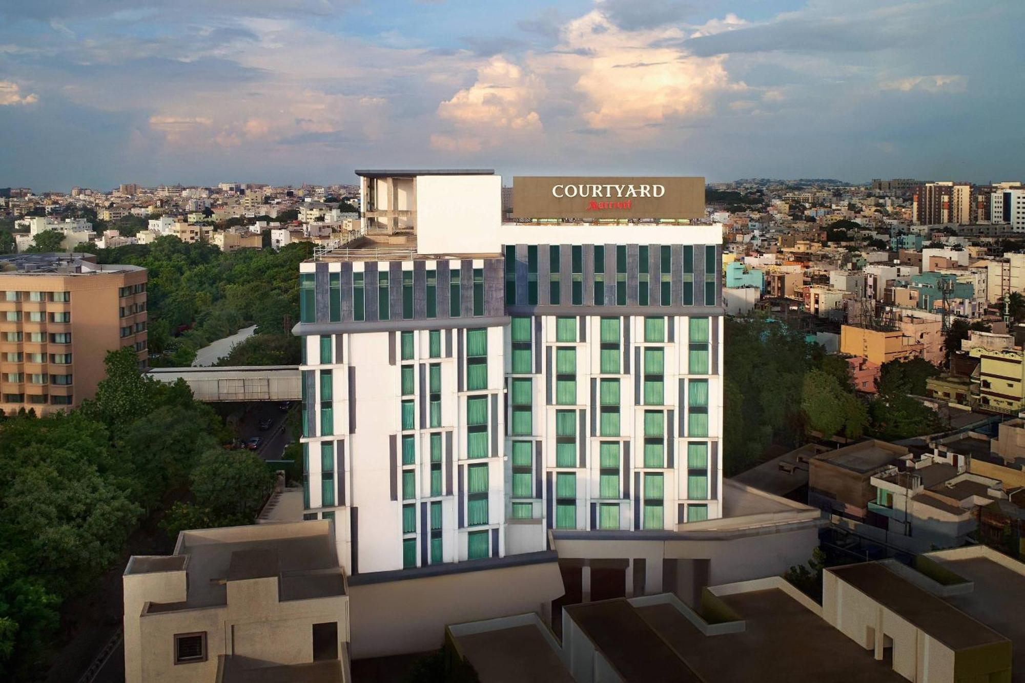 Courtyard By Marriott Hyderabad Hotel Exterior foto Courtyard by Marriott, Hyderabad
